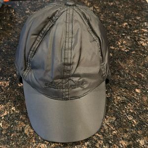 Black Eddie Bauer fleece lined cap